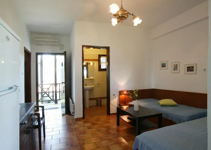 Lagonisi Ormos Panagias
