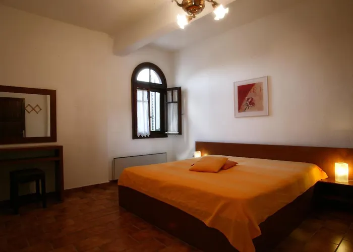 Apartment Lagonisi Ormos Panagias