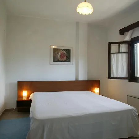 Lagonisi Apartment