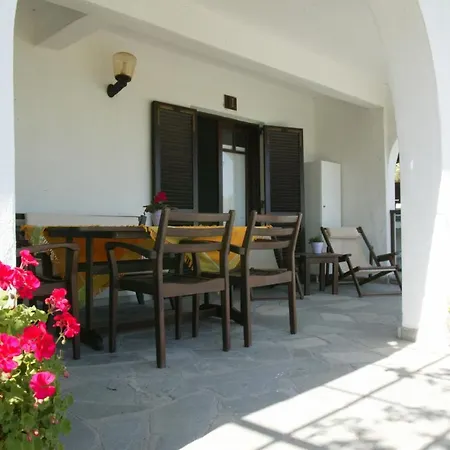 Lagonisi Apartment